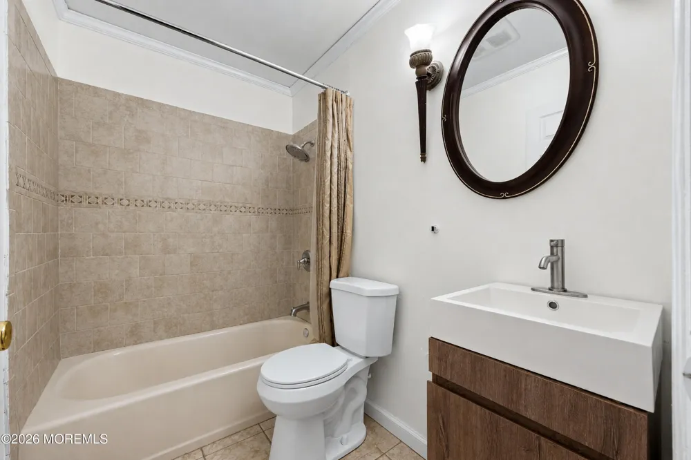 524 Lloyd Road Matawan, NJ 07747