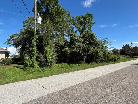 25 FLINTHILL LANE