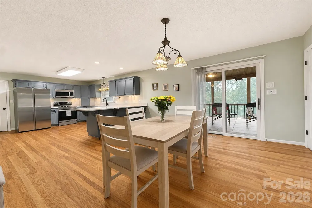 5725 Gunpowder Road Granite Falls, NC 28630