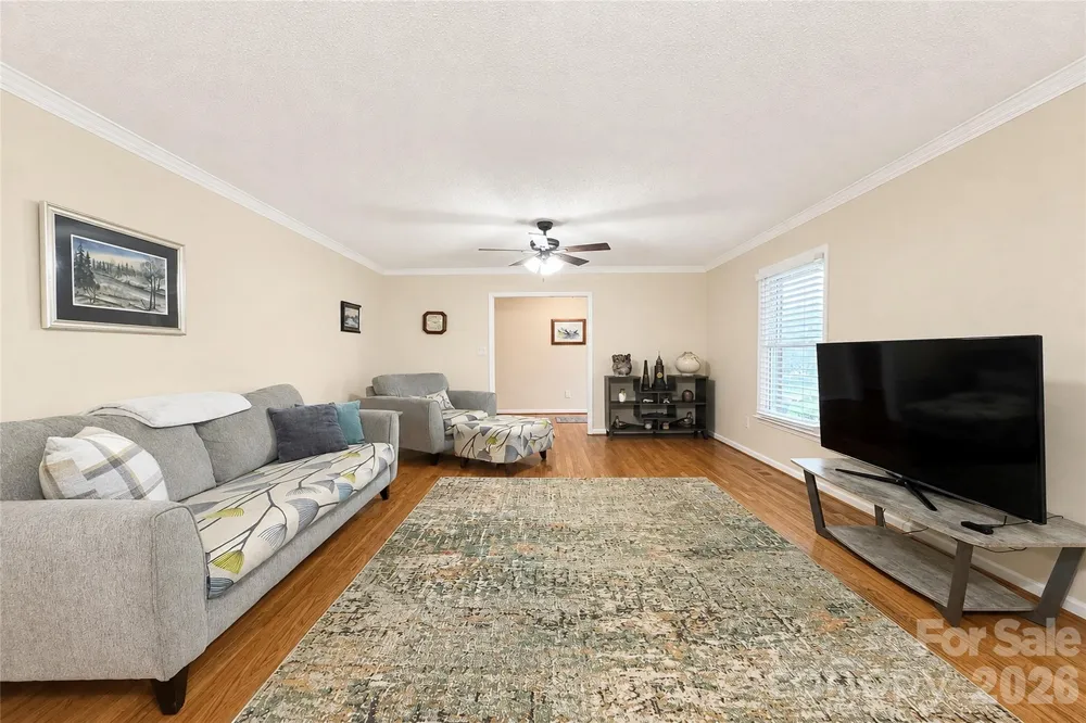 5725 Gunpowder Road Granite Falls, NC 28630