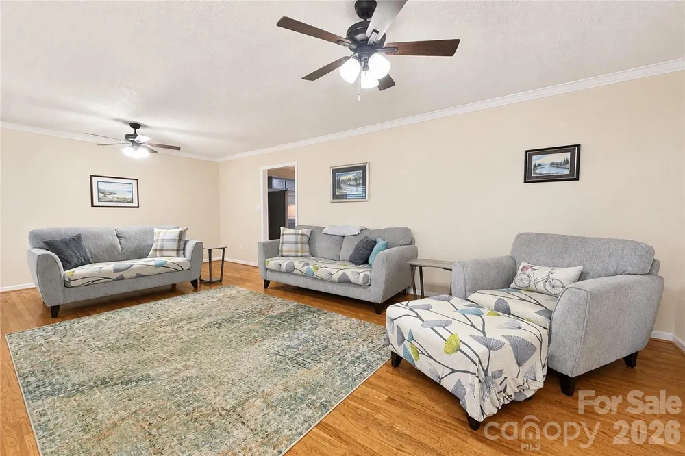 5725 Gunpowder Road Granite Falls, NC 28630