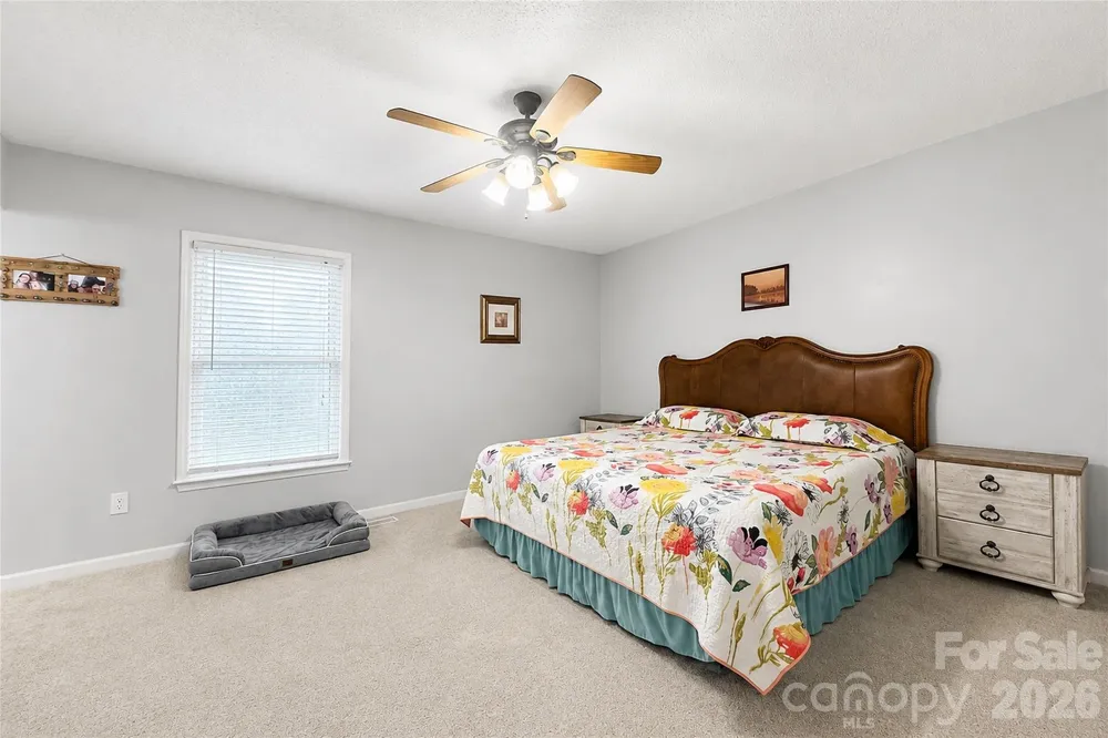 5725 Gunpowder Road Granite Falls, NC 28630