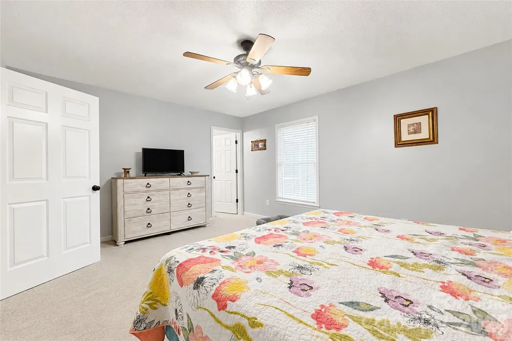 5725 Gunpowder Road Granite Falls, NC 28630