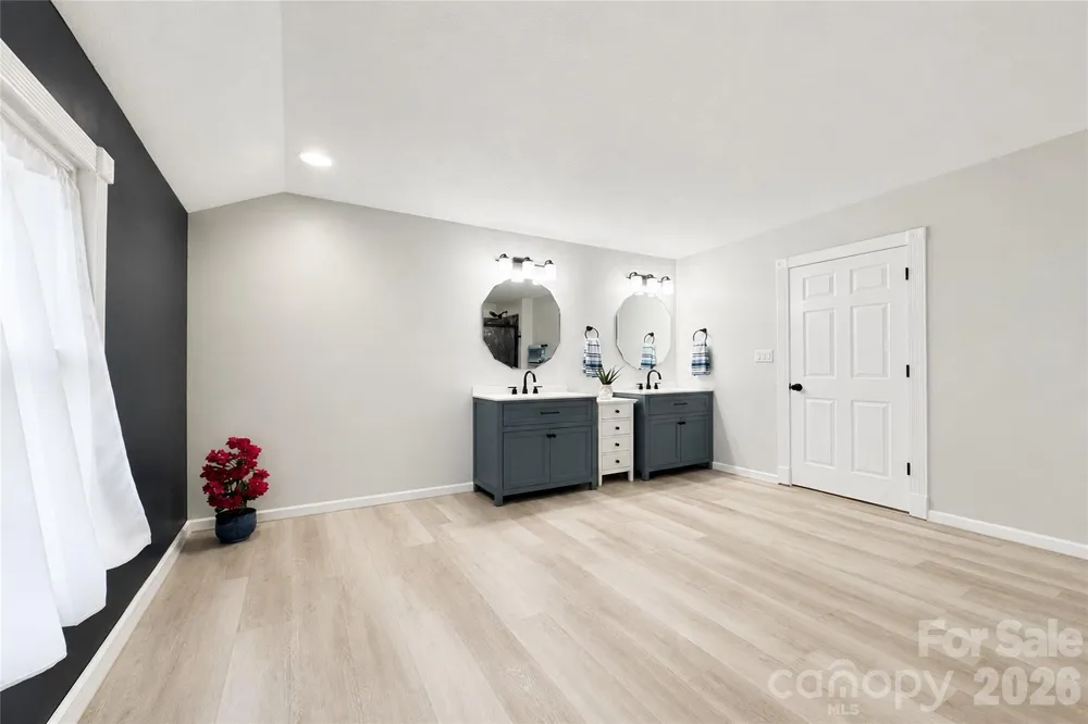 5725 Gunpowder Road Granite Falls, NC 28630