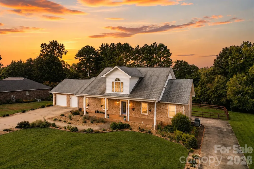 5725 Gunpowder Road Granite Falls, NC 28630