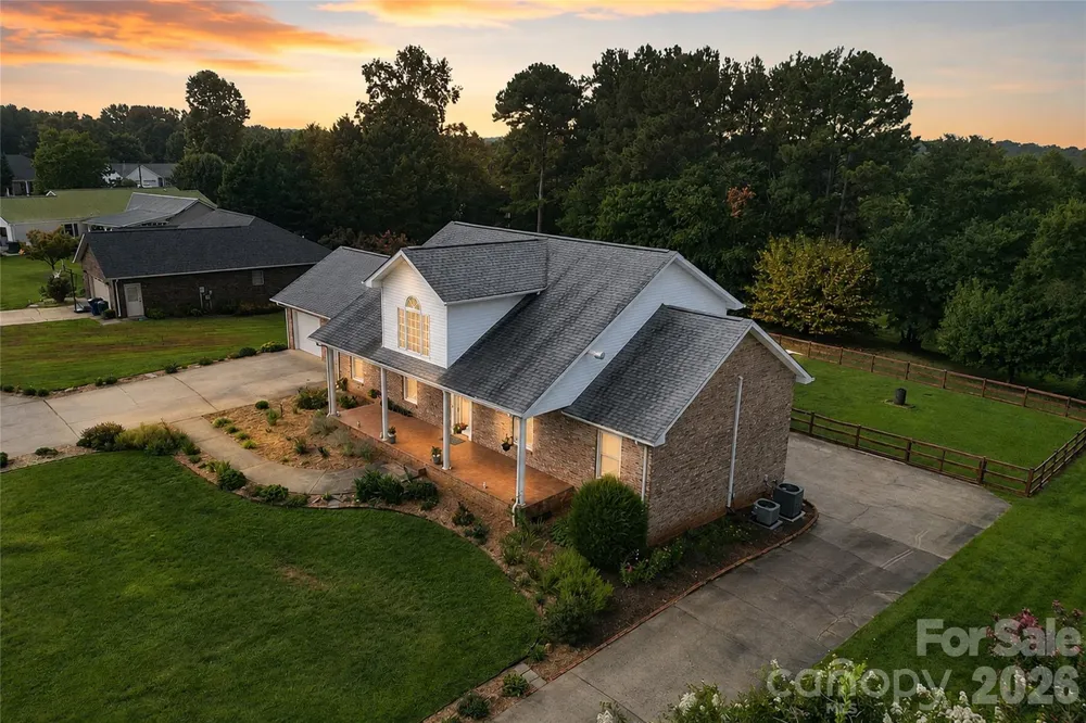 5725 Gunpowder Road Granite Falls, NC 28630