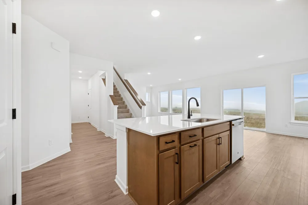 1646 Tyrone Drive Shakopee, MN 55379