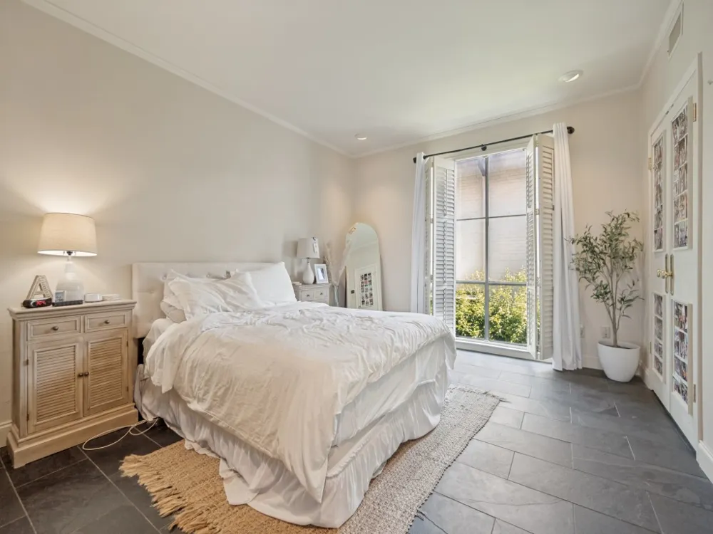 3727 Gilbert Avenue #D Dallas, TX 75219