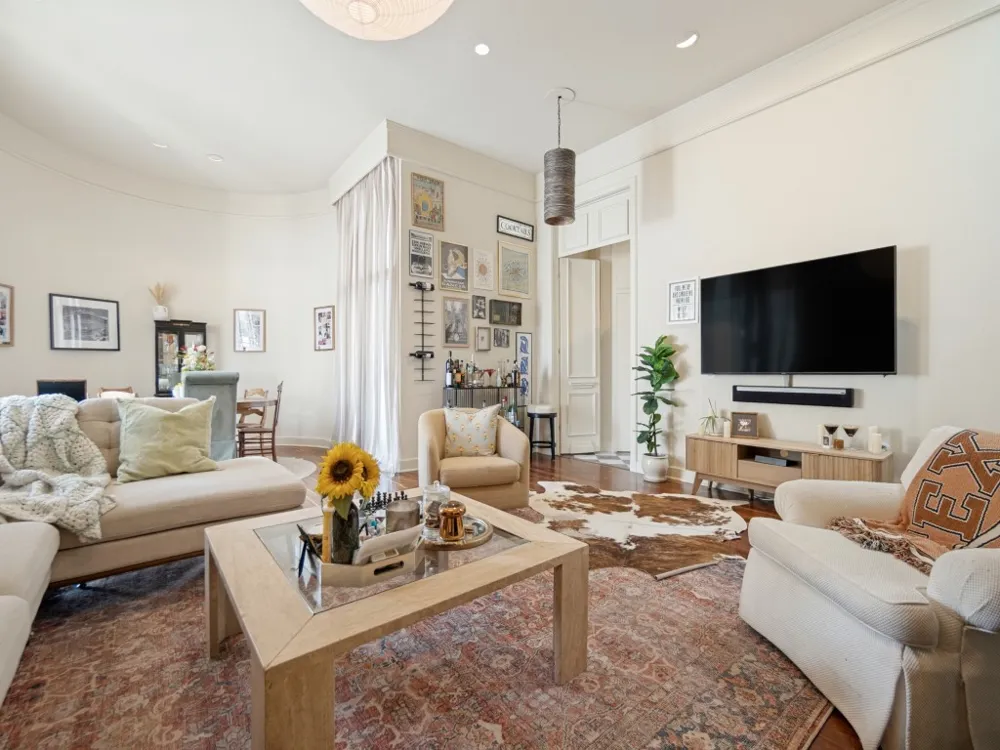 3727 Gilbert Avenue #D Dallas, TX 75219