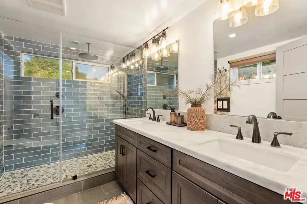 1155 Isabel Street Los Angeles, CA 90065
