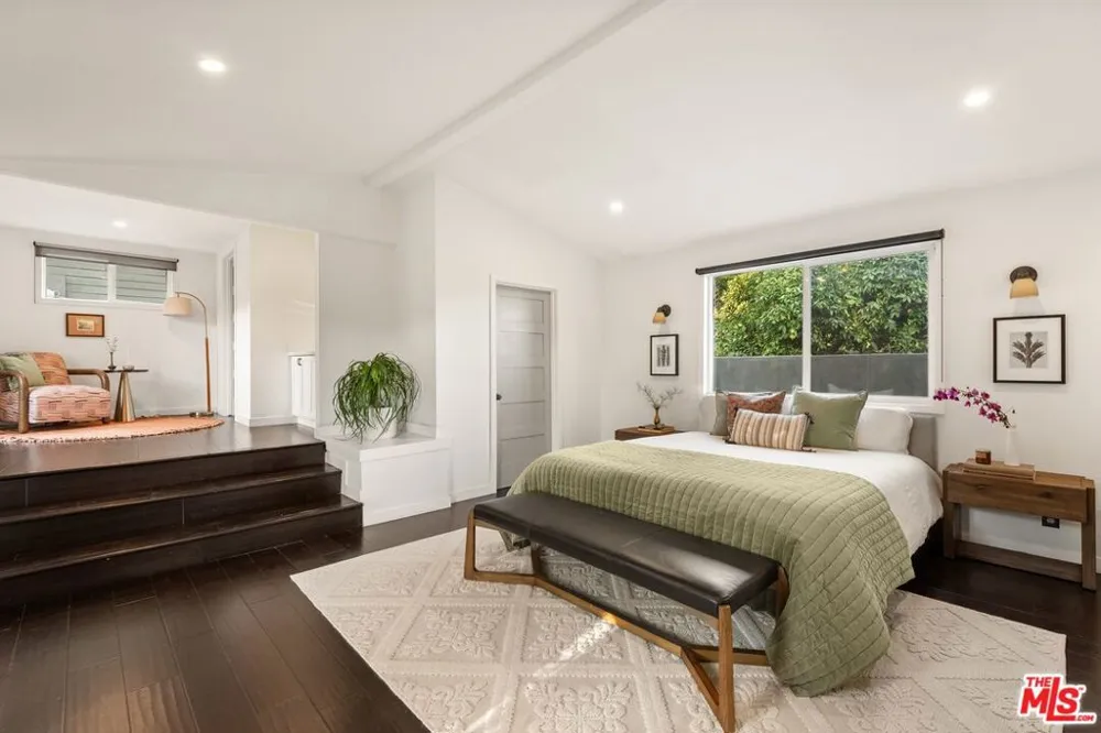 1155 Isabel Street Los Angeles, CA 90065