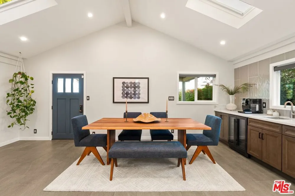 1155 Isabel Street Los Angeles, CA 90065