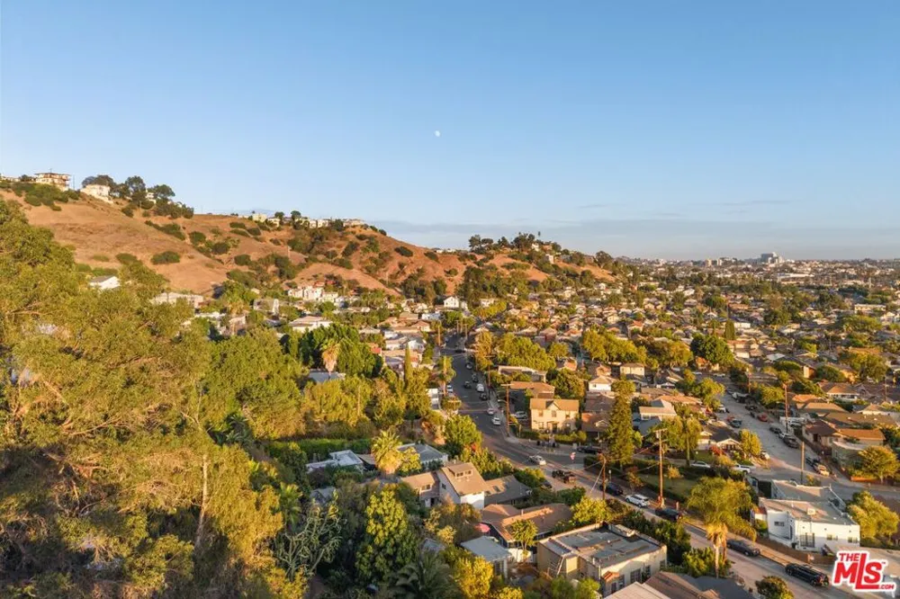 1155 Isabel Street Los Angeles, CA 90065
