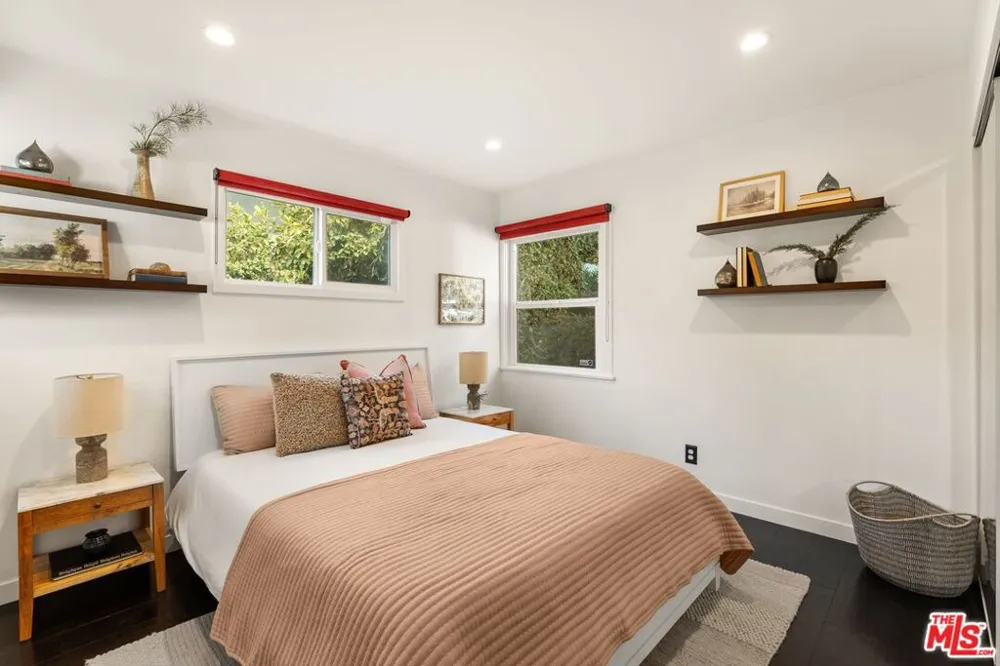 1155 Isabel Street Los Angeles, CA 90065