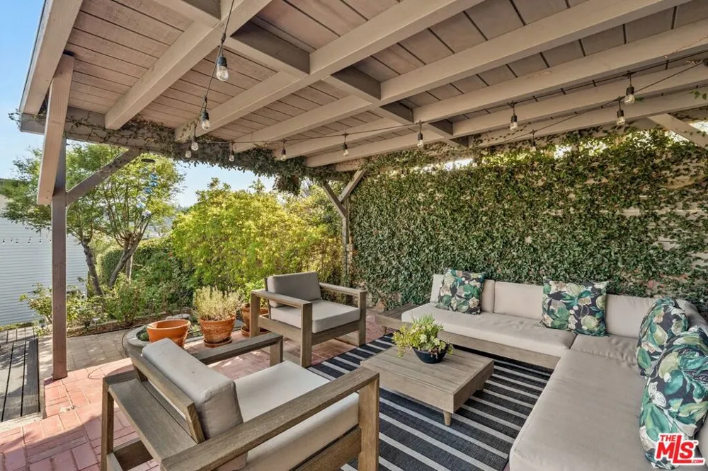 1155 Isabel Street Los Angeles, CA 90065