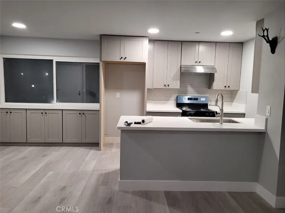 15233 Santa Gertrudes Avenue #V104 La Mirada, CA 90638