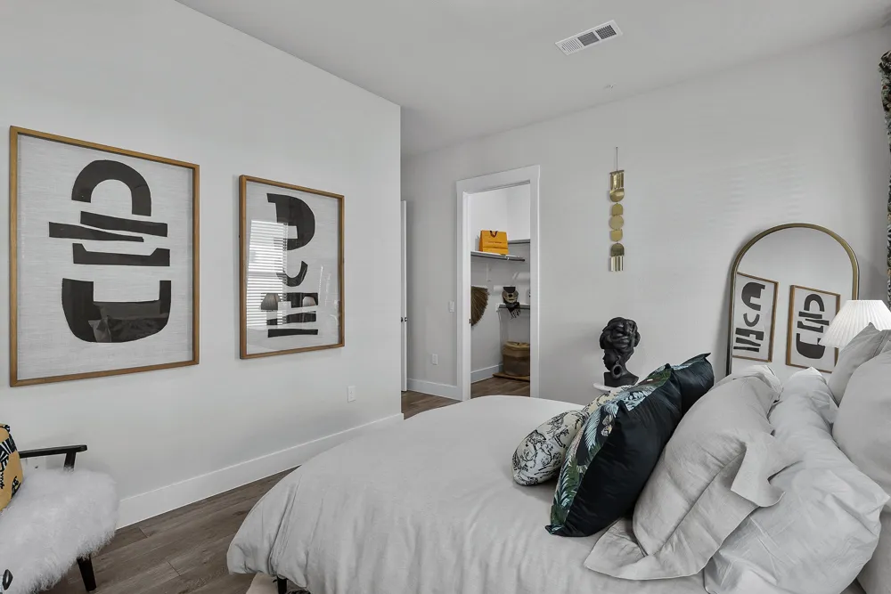 4770 Luxe Lane #304B Denton, TX 76207