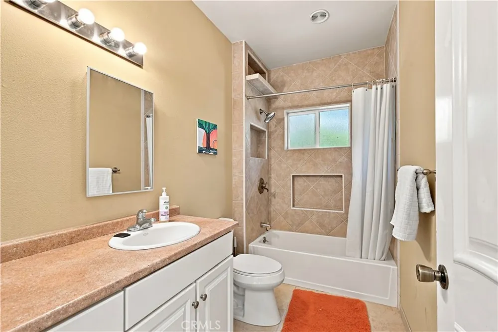 10737 Crestview Clearlake, CA 95422
