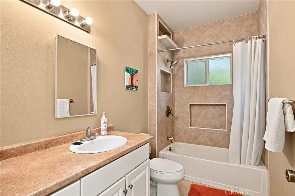 10737 Crestview Clearlake, CA 95422