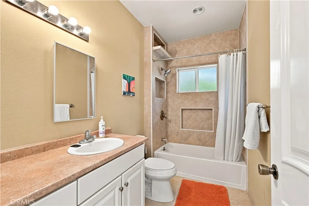 10737 Crestview Clearlake, CA 95422