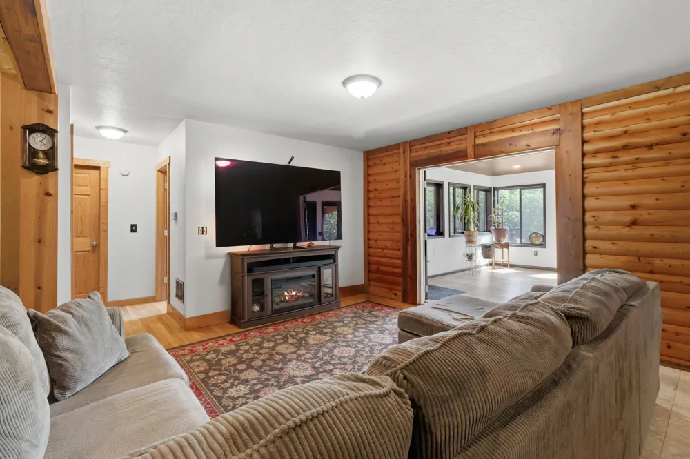 7616 Automobile Road Twin Lake, MI 49457