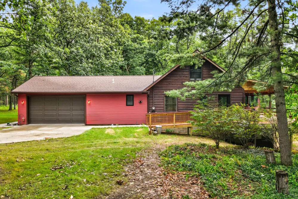 7616 Automobile Road Twin Lake, MI 49457