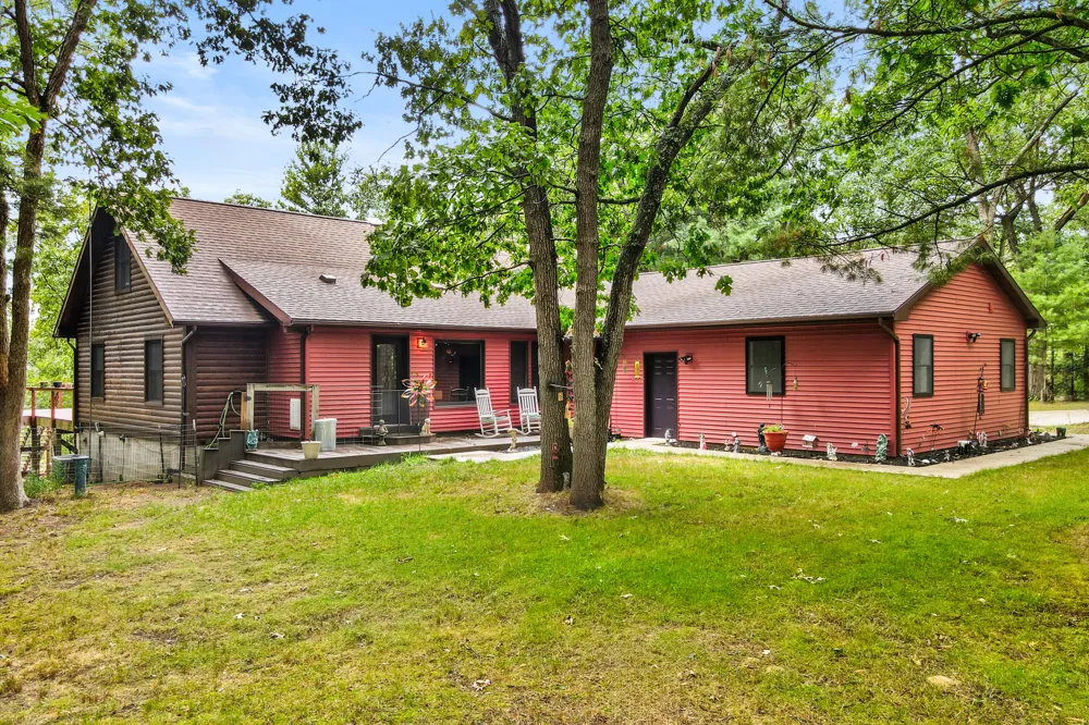 7616 Automobile Road Twin Lake, MI 49457