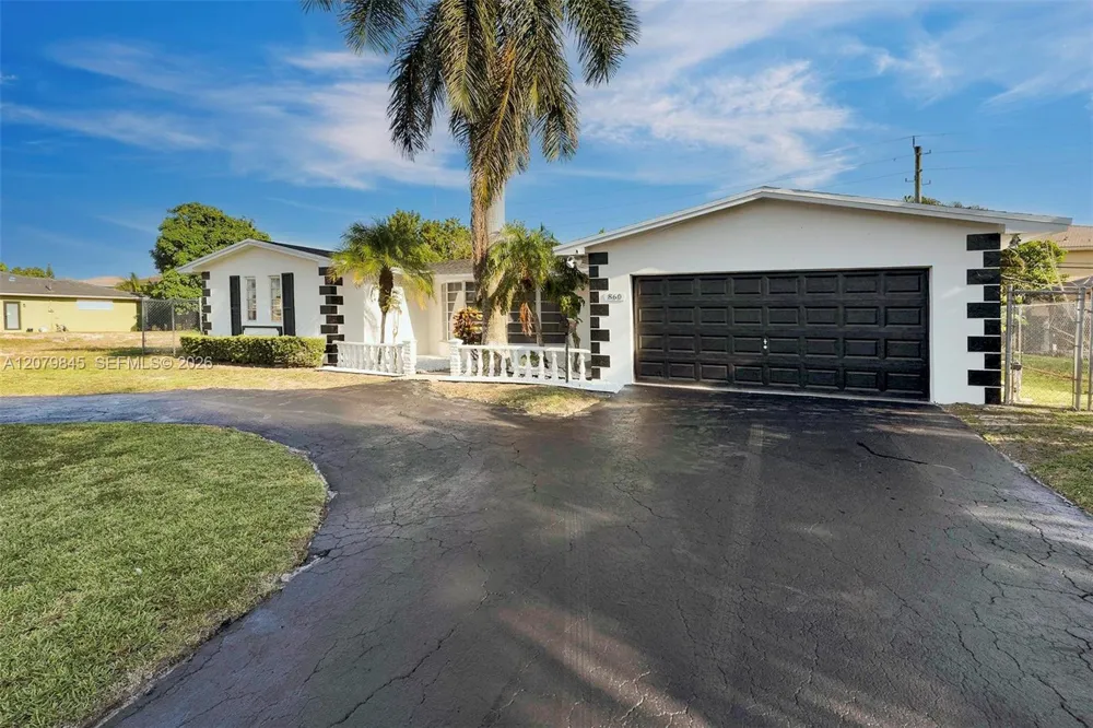 860 NW 207th St Miami Gardens, FL 33169