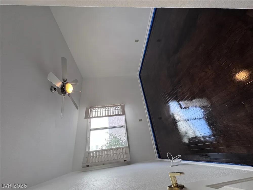 9713 Cascade Falls Avenue Las Vegas, NV 89117