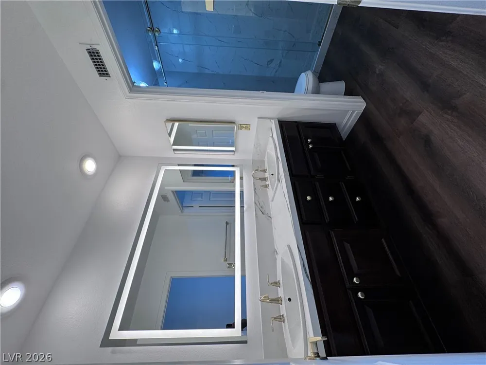 9713 Cascade Falls Avenue Las Vegas, NV 89117