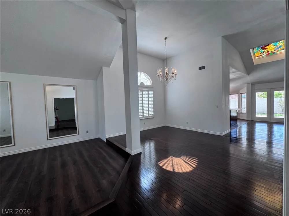 9713 Cascade Falls Avenue Las Vegas, NV 89117