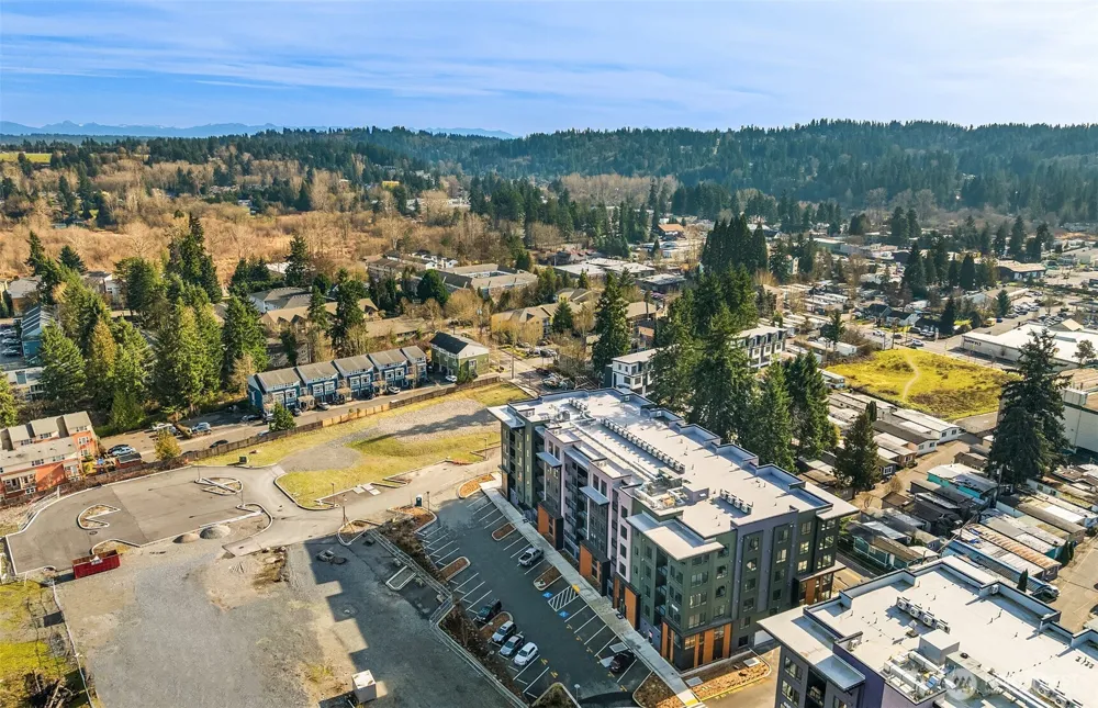 6949 NE 184th Lane #309 Kenmore, WA 98028