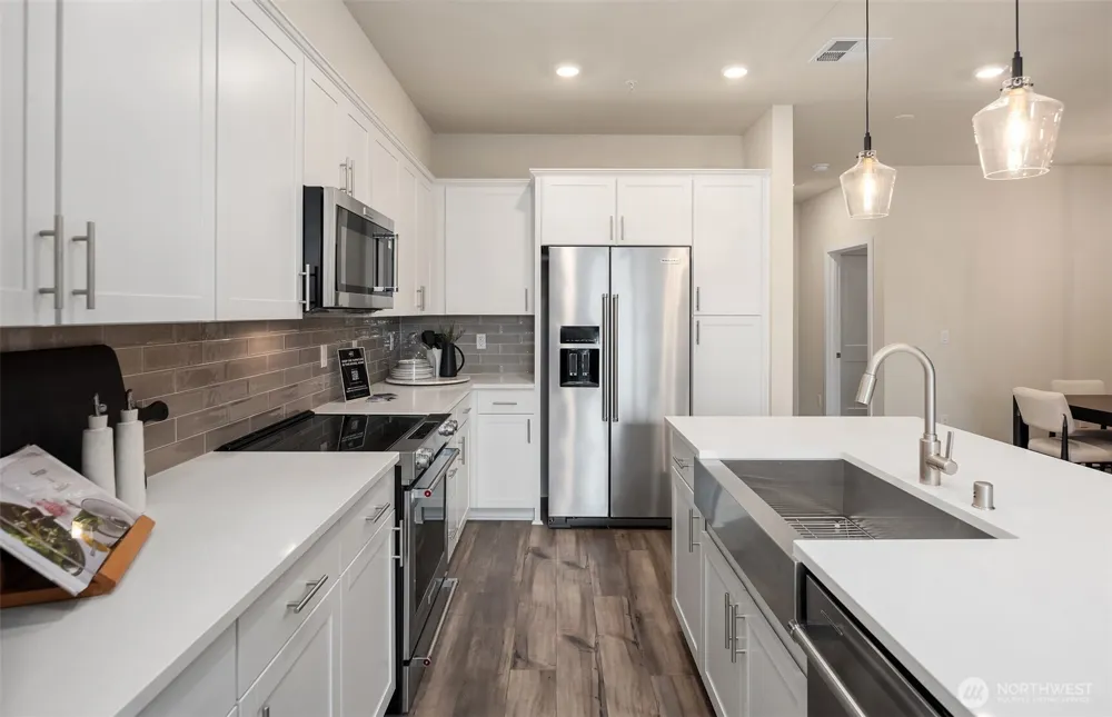 6949 NE 184th Lane #309 Kenmore, WA 98028