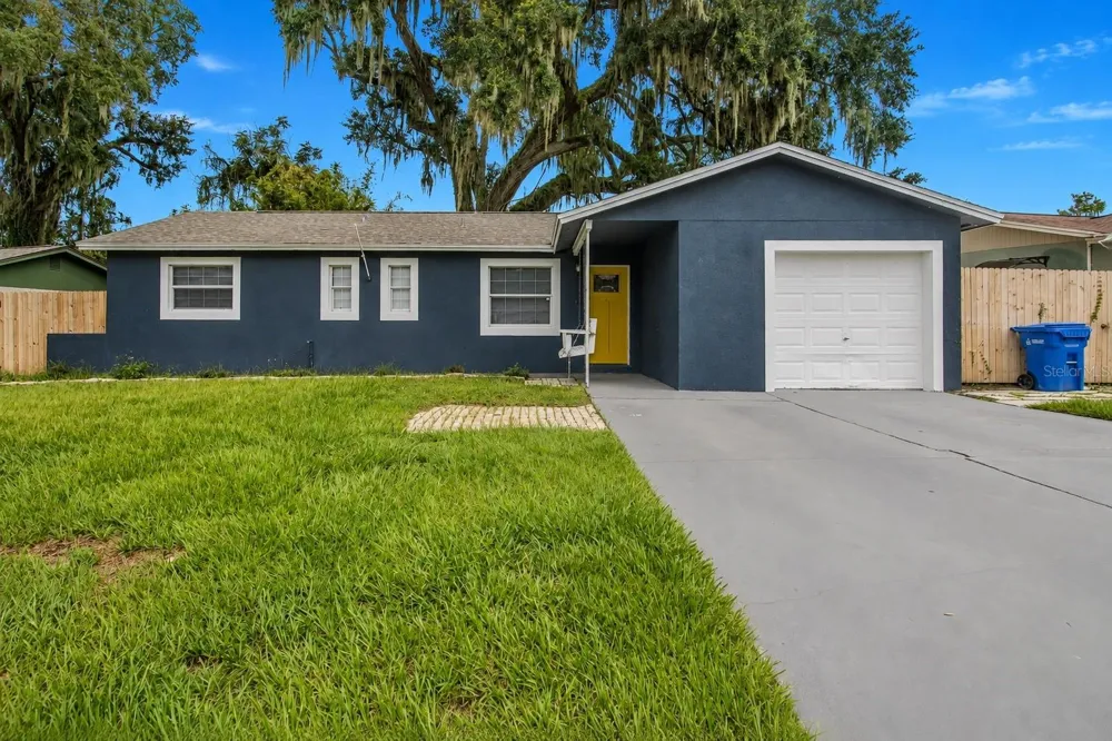 113 INWOOD CIRCLE Brandon, FL 33510