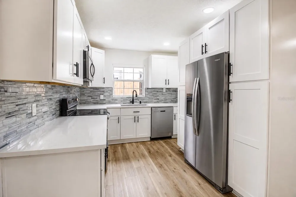 113 INWOOD CIRCLE Brandon, FL 33510