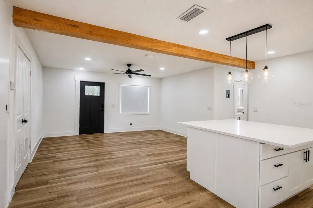 113 INWOOD CIRCLE Brandon, FL 33510