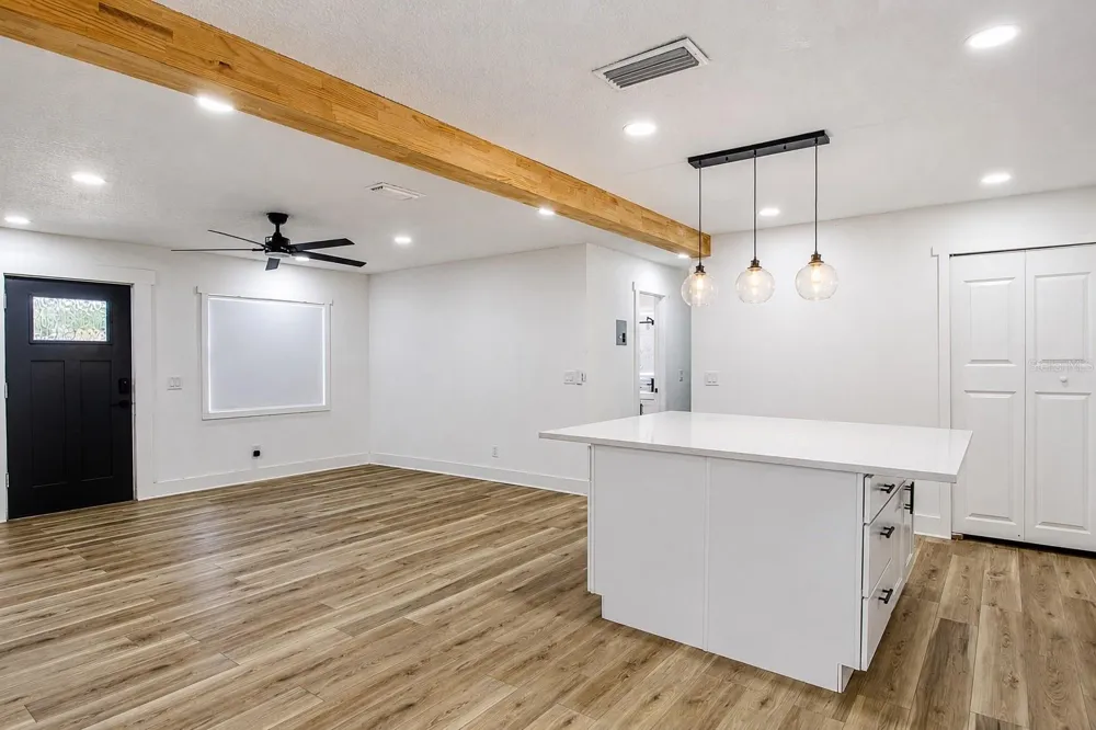 113 INWOOD CIRCLE Brandon, FL 33510