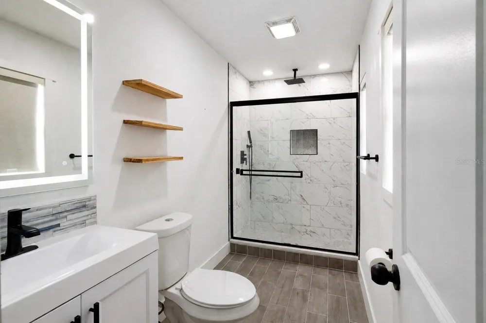 113 INWOOD CIRCLE Brandon, FL 33510