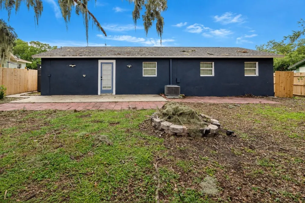 113 INWOOD CIRCLE Brandon, FL 33510