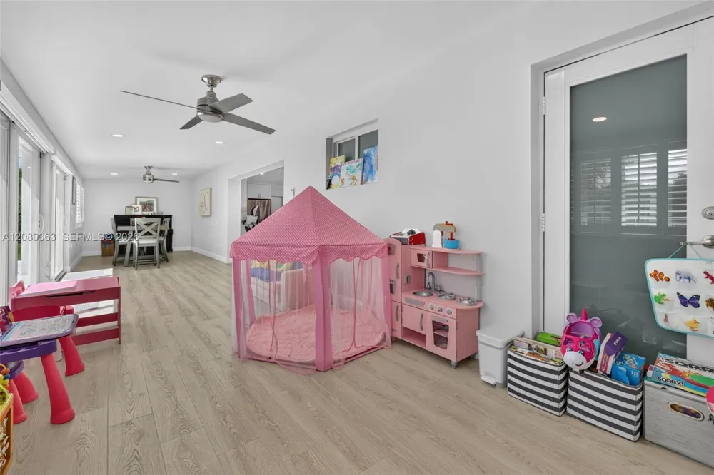 14220 SW 86th Ave #0 Palmetto Bay, FL 33158
