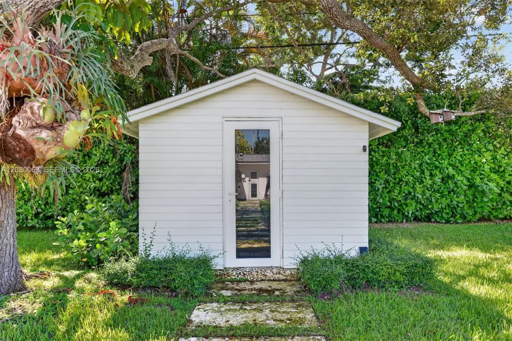 14220 SW 86th Ave #0 Palmetto Bay, FL 33158