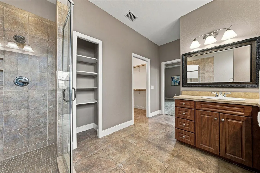 4968 STONECREST DRIVE Lakeland, FL 33813