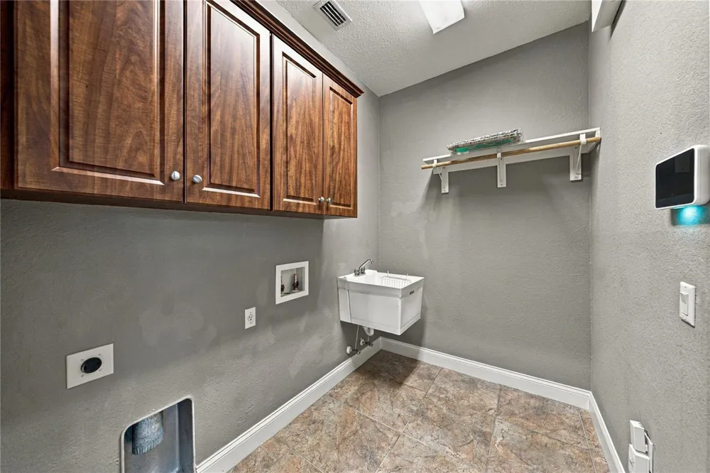 4968 STONECREST DRIVE Lakeland, FL 33813