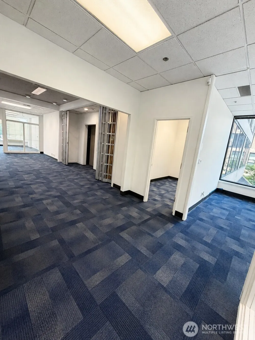 2225 4th Avenue #C200 Seattle, WA 98121