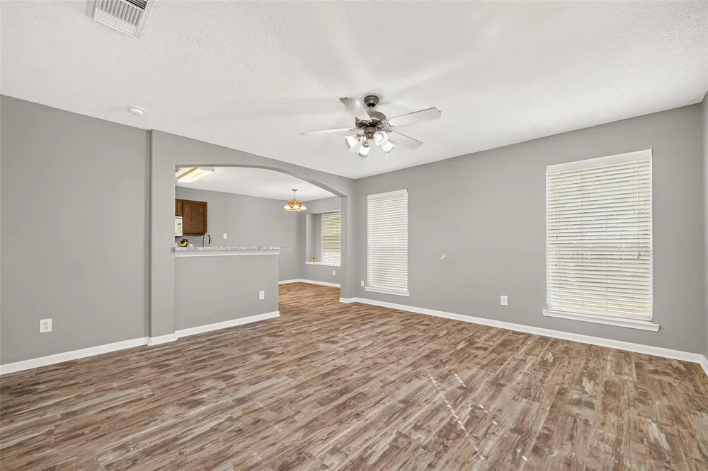 5437 Buffalo Circle Willis, TX 77378
