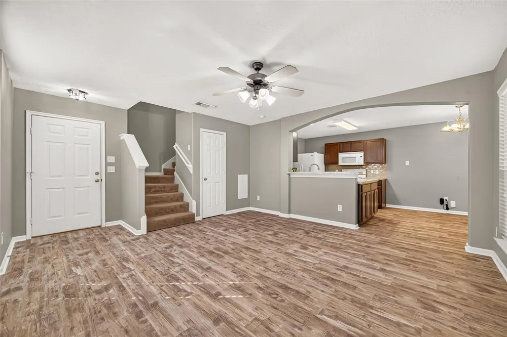 5437 Buffalo Circle Willis, TX 77378