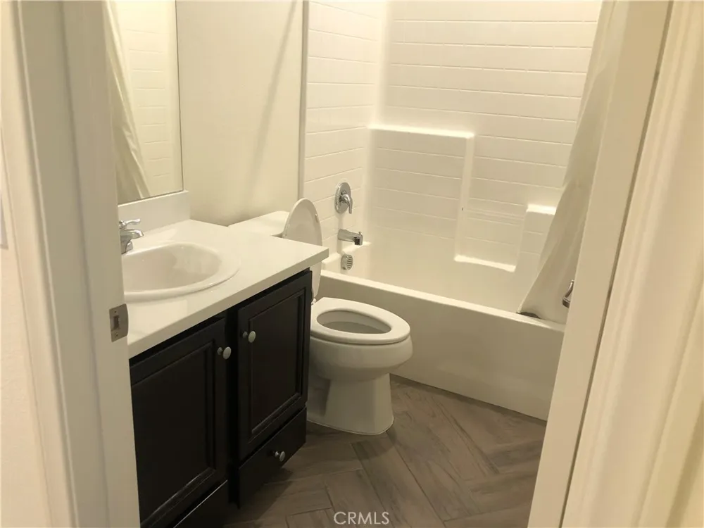40448 Calle Real Murrieta, CA 92563