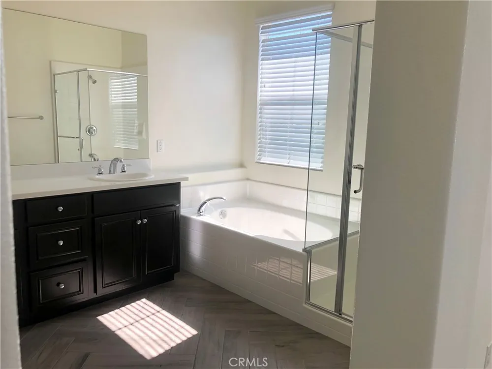 40448 Calle Real Murrieta, CA 92563