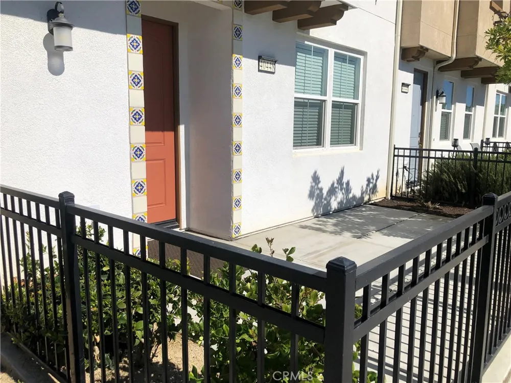 40448 Calle Real Murrieta, CA 92563