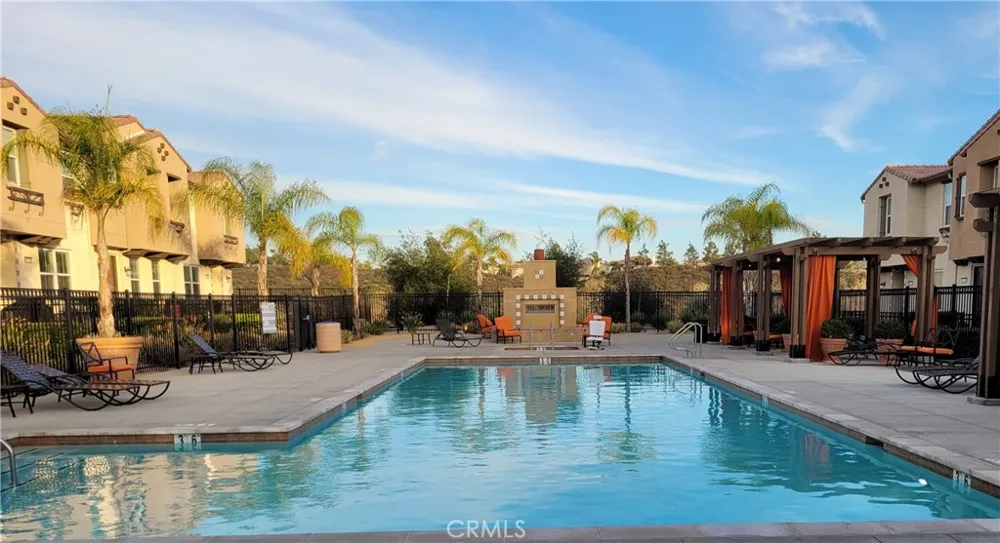40448 Calle Real Murrieta, CA 92563